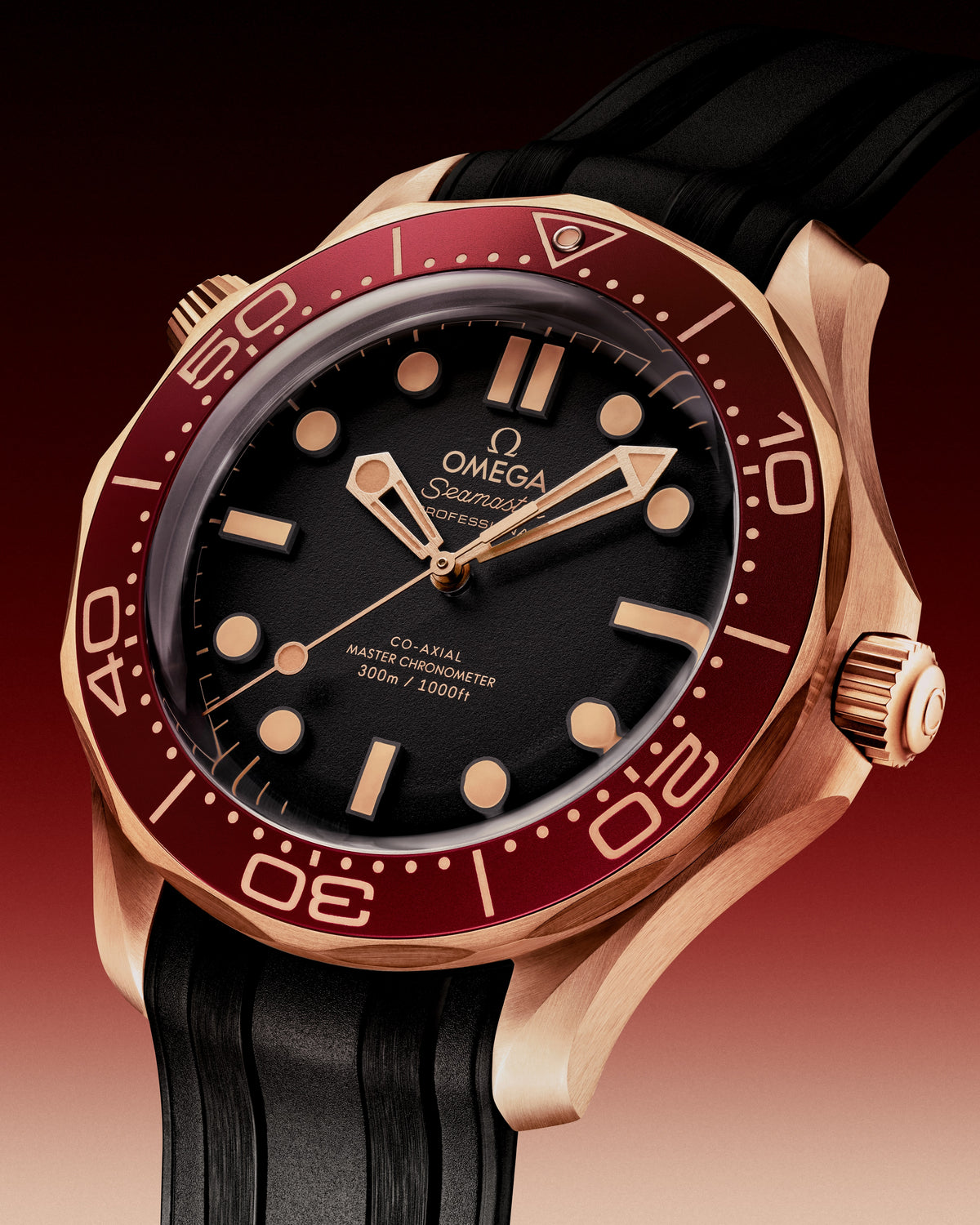 OMEGA Seamaster Diver 300M 210.92.42.20.01.003, 42 mm bronze gold with black dial – official gallery image 3
