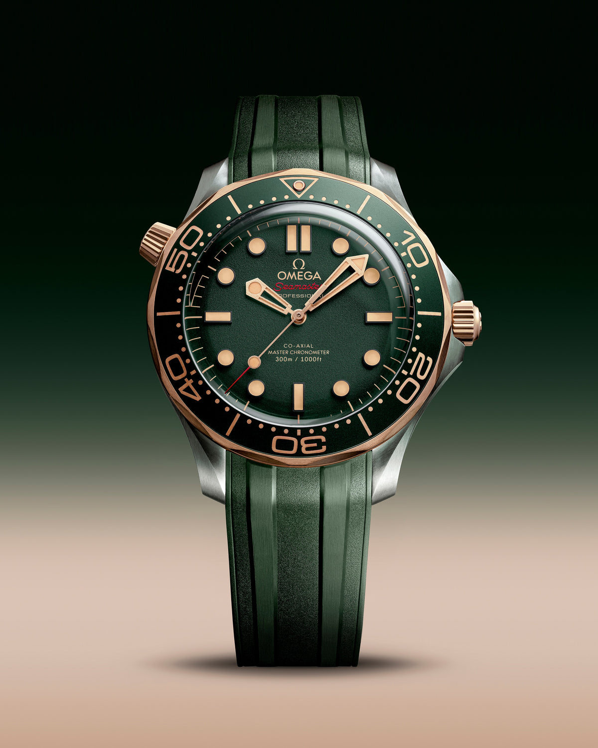 OMEGA Seamaster Diver 300M 210.92.42.20.10.001, 42 mm titanium & bronze gold with green dial – official gallery image 3
