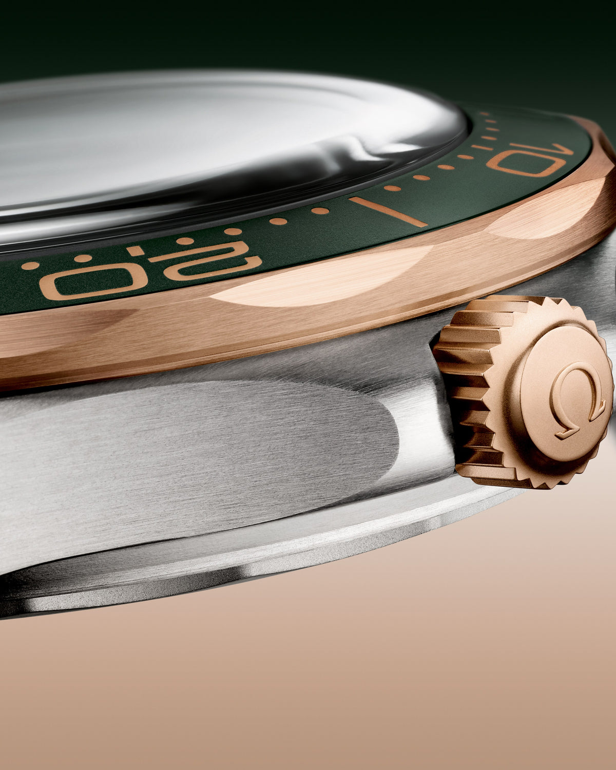 OMEGA Seamaster Diver 300M 210.92.42.20.10.001, 42 mm titanium & bronze gold with green dial – official gallery image 6