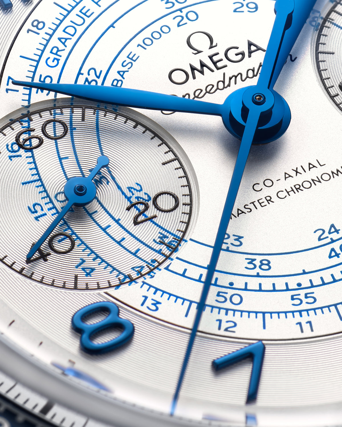 OMEGA Speedmaster Chronoscope 329.30.43.51.02.001, 43 mm steel with silver dial – official gallery image 3