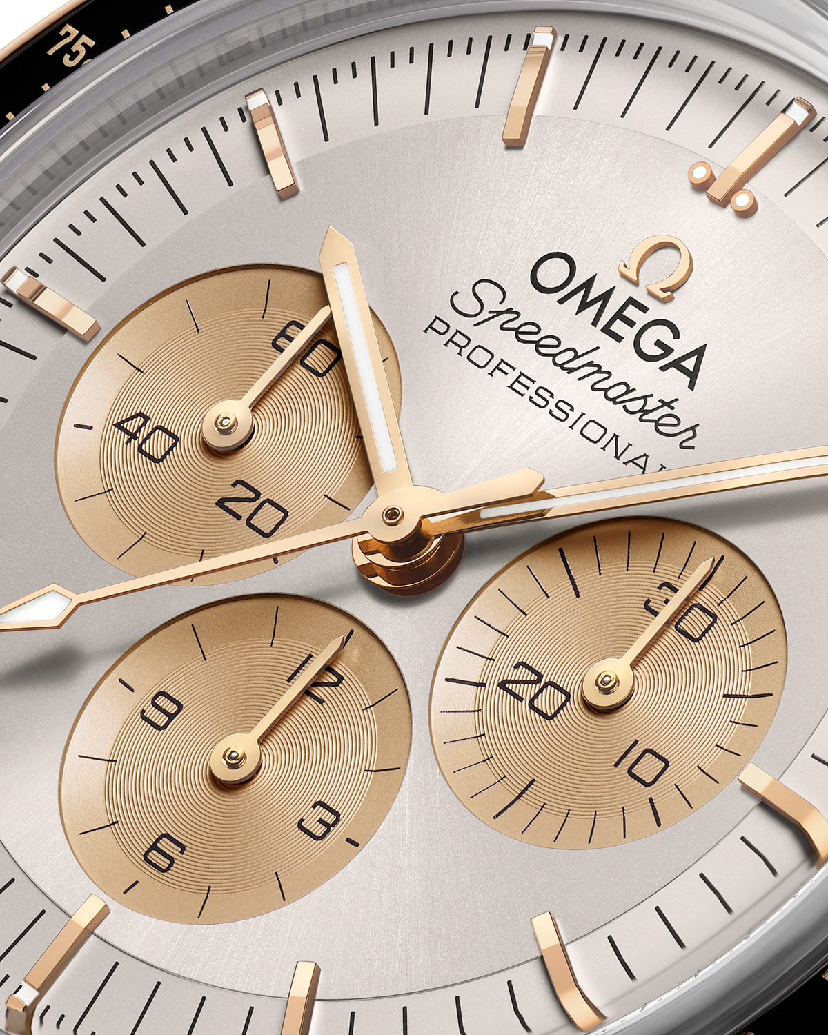 OMEGA Speedmaster Moonwatch Professional 310.23.42.50.02.001, 42 mm steel & moonshine™ gold with silver dial – official gallery image 4