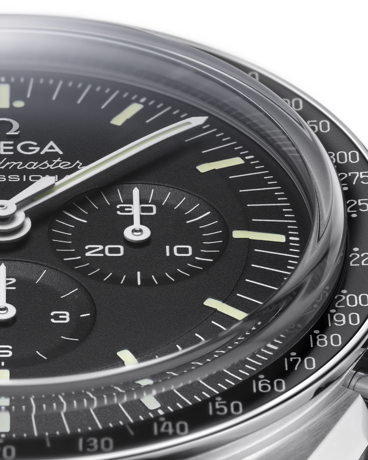 OMEGA Speedmaster Moonwatch Professional 310.30.42.50.01.002, 42 mm steel with black dial – official gallery image 4