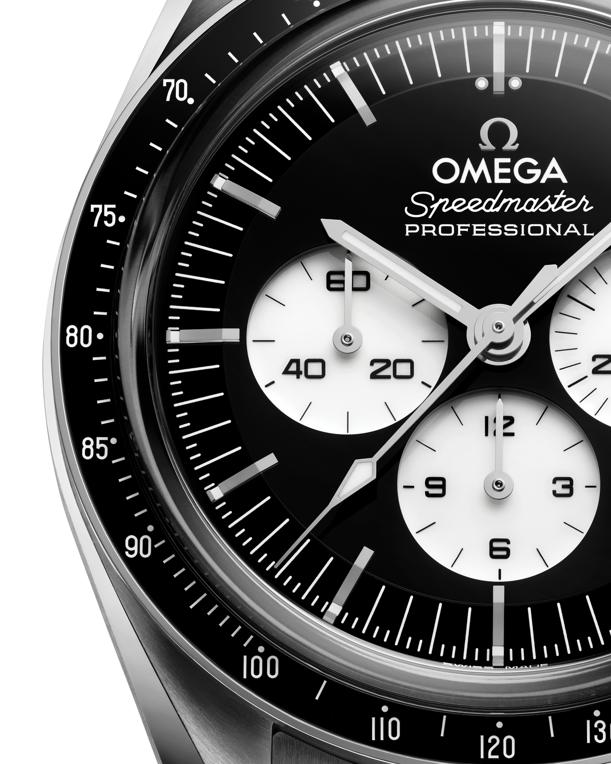 OMEGA Speedmaster Moonwatch Professional 310.30.42.50.01.004, 42 mm steel with black dial – official gallery image 3