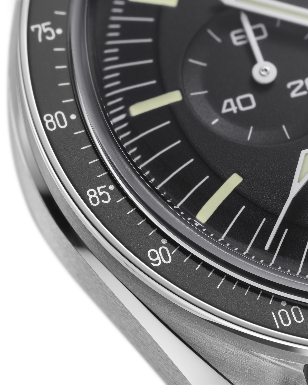 OMEGA Speedmaster Moonwatch Professional 310.32.42.50.01.001, 42 mm steel with black dial – official gallery image 3