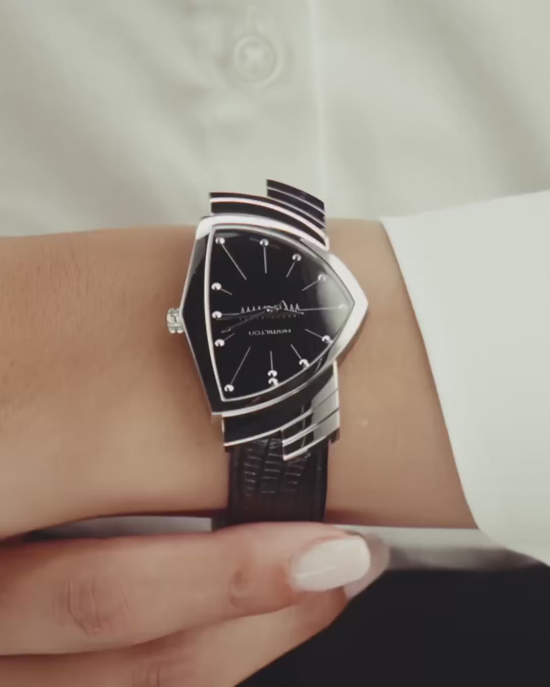 Hamilton Ventura H24411732 – official Hamilton video