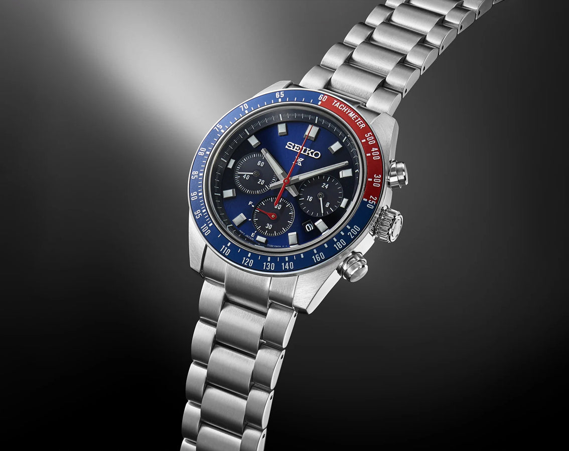 Seiko Prospex SSC913P1 – three-quarter view 4
