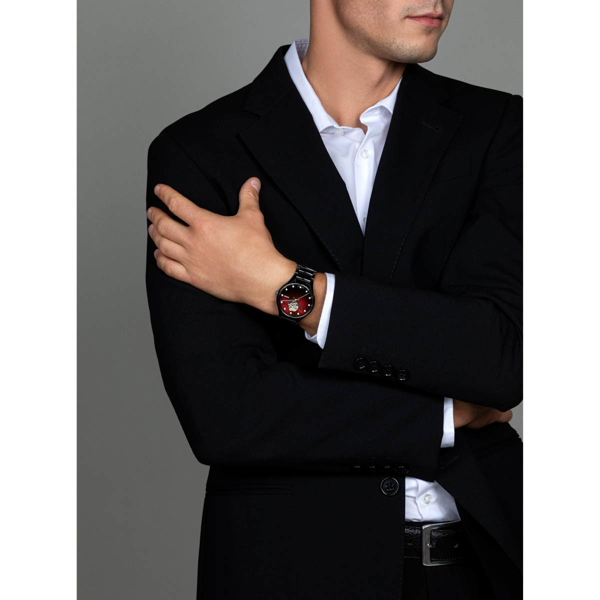 Rado True Round Secret R27107742 – shown on the wrist