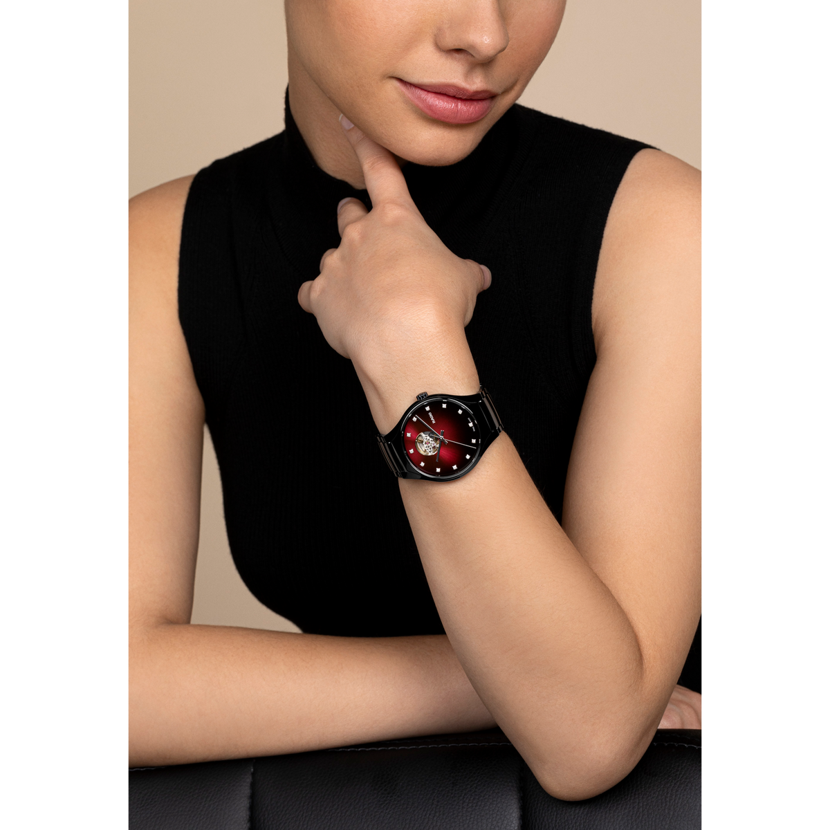 Rado True Round Secret R27107742 – shown on the wrist