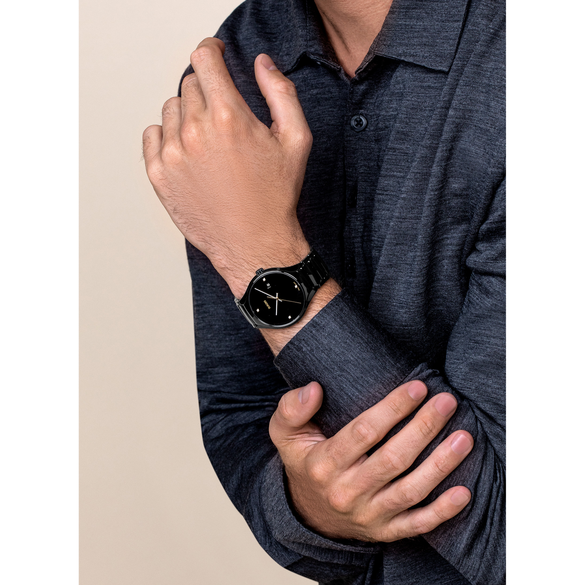 Rado True Round Diamonds R27238712 – shown on the wrist