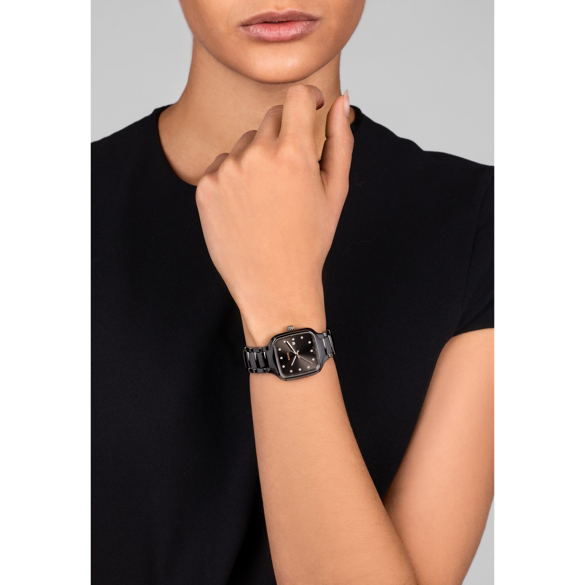 Rado True Square Diamonds R27079702 – shown on the wrist