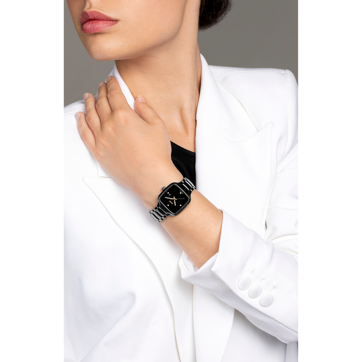 Rado True Square Diamonds R27080722 – shown on the wrist