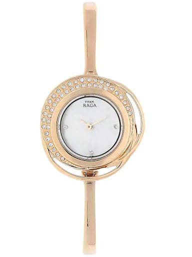 Titan Raga Mother Of Pearl Dial Metal Strap Women'S Watch Nn95003Wm01