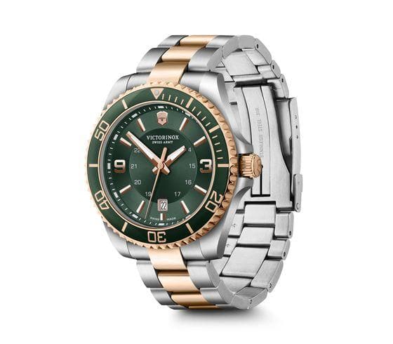 Victorinox Maverick Large 242008 - Kamal Watch Company