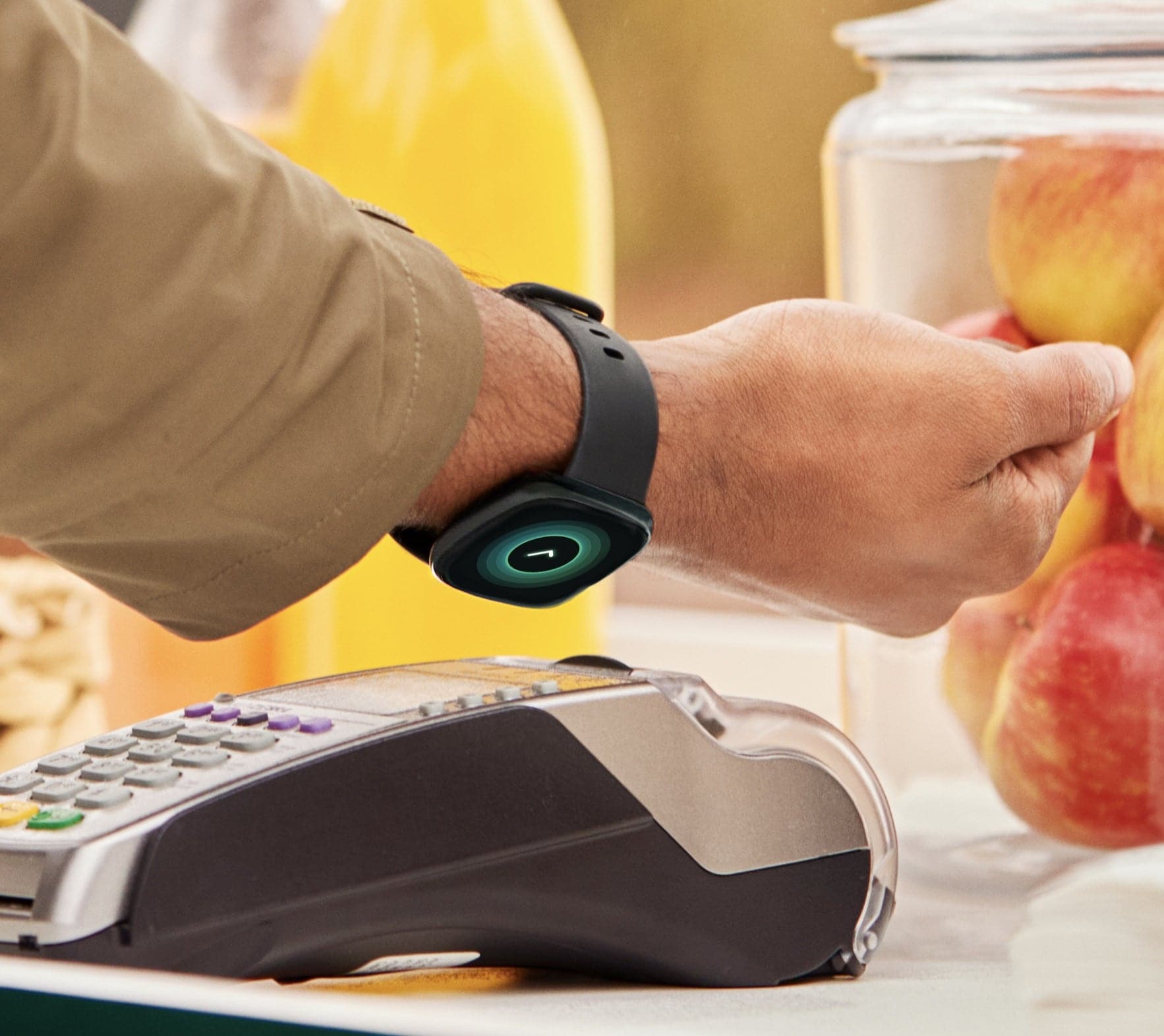 Fitbit Versa 4 Black / Graphite Aluminium FB523BKBK-FRCJK - Kamal Watch Company